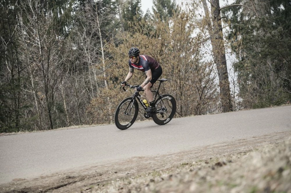 Fuji Jari Carbon 1.1 Gravel Bike 2022 5 Fuji Jari Carbon 1.1 Gravel Bike 2022 - Image 3