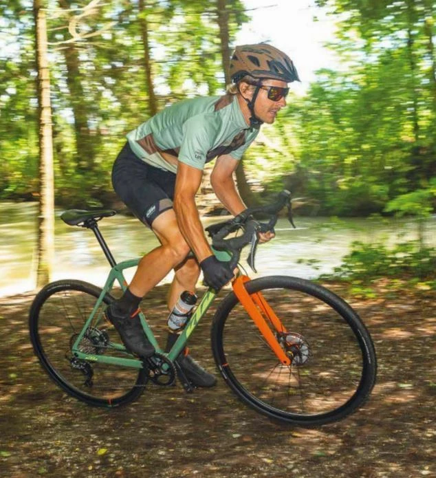 KTM X-Strada 30 Fit Gravel Bike 2022 6 KTM X-Strada 30 Fit Gravel Bike 2022 - Image 4