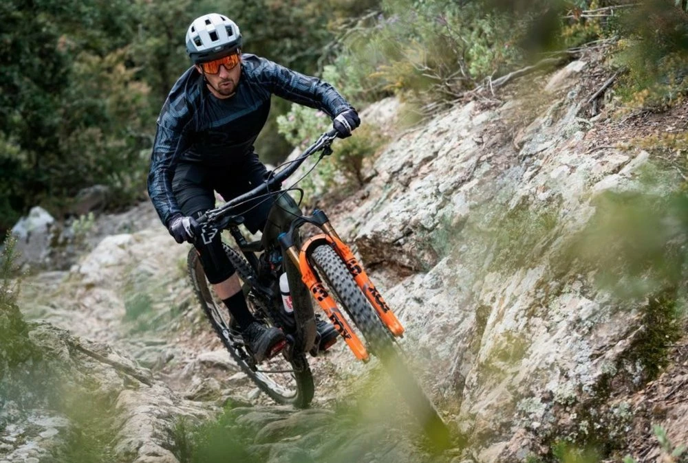 Orbea Oiz H30 29R Fullsuspension Mountain Bike 2022 10 Orbea Oiz H30 29R Fullsuspension Mountain Bike 2022 - Image 8