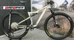 Orbea Oiz H30 29R Fullsuspension Mountain Bike 2022 13 Orbea Oiz H30 29R Fullsuspension Mountain Bike 2022 -Mountain Bikes Shop orbeaoizh3029rfullsuspensionmountainbike2022grau ml