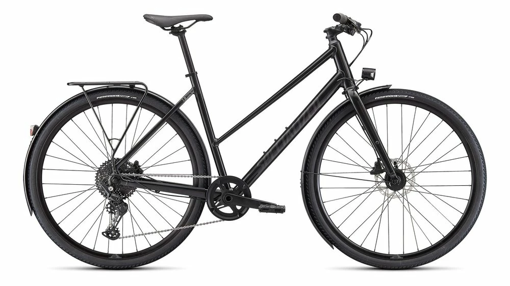 Specialized Sirrus X 3.0 EQ Trekking Bike - Image 2