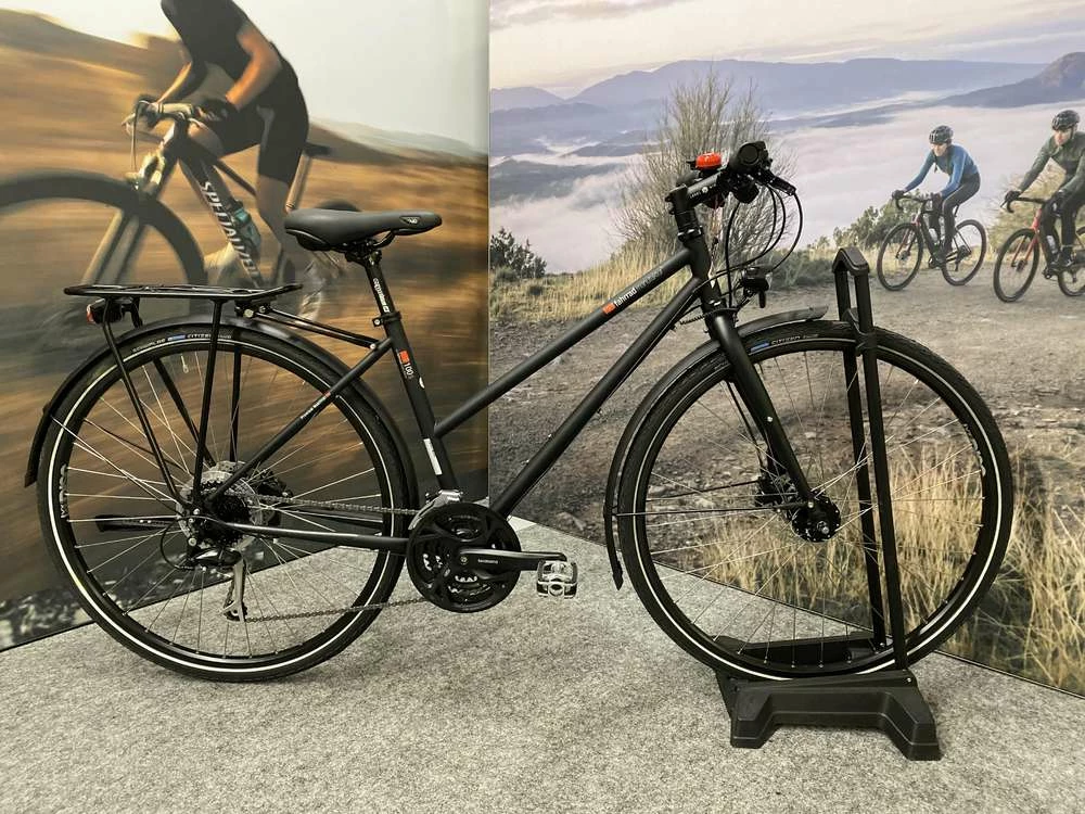 Vsf-fahrradmanufaktur Vsf Fahrradmanufaktur T-100 Sport Trekking Bike 2022 4 Vsf-fahrradmanufaktur Vsf Fahrradmanufaktur T-100 Sport Trekking Bike 2022 - Image 2