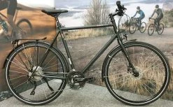 Vsf-fahrradmanufaktur Vsf Fahrradmanufaktur T-500 Shimano Deore 30-G Trekking Bike 2022 9 Vsf-fahrradmanufaktur Vsf Fahrradmanufaktur T-500 Shimano Deore 30-G Trekking Bike 2022 -Mountain Bikes Shop vsf fahrradmanufaktur t 500 trekking bike 2022 02 ml